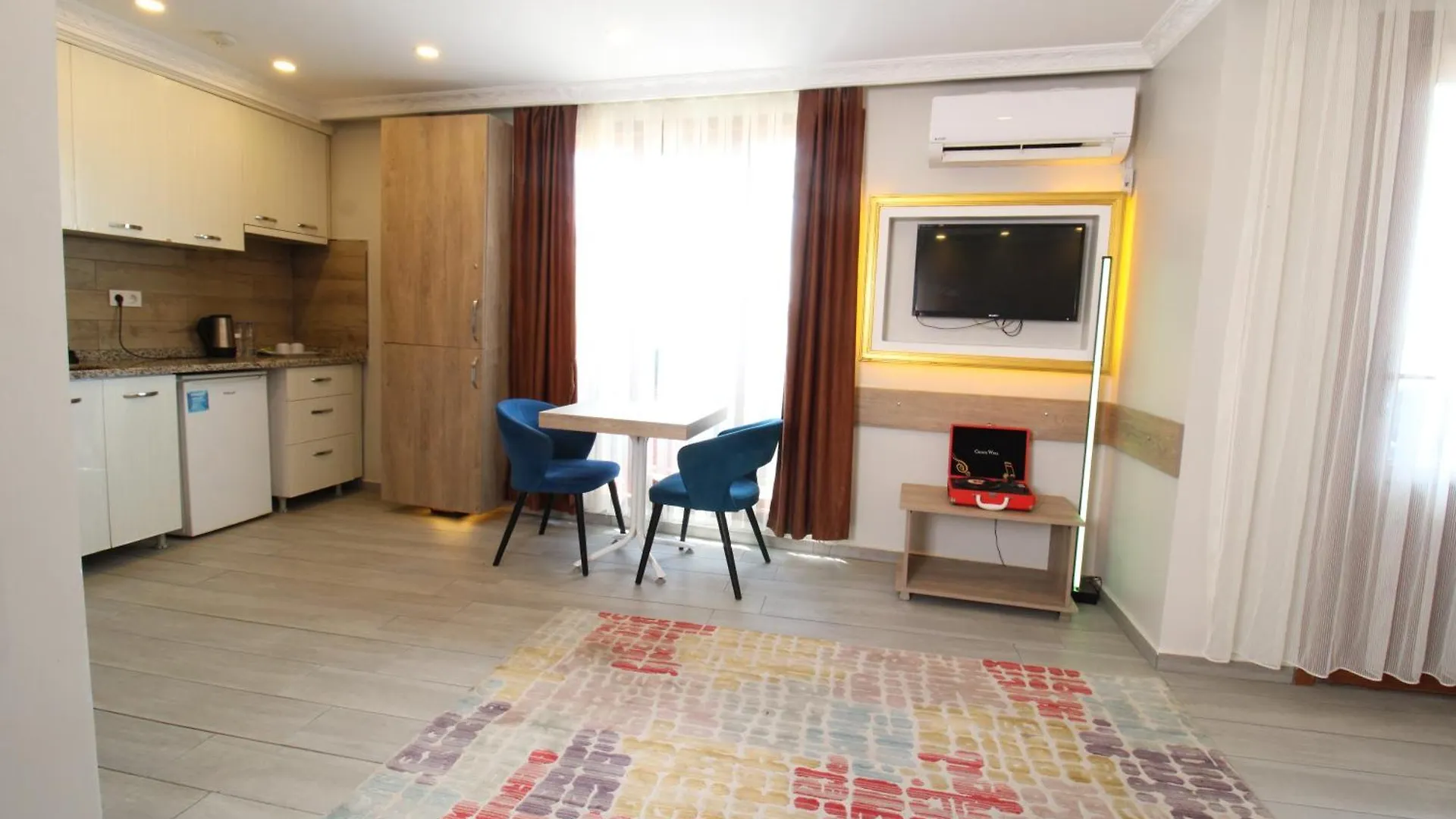 Sahra Kent Otel Kadikoey Istanbul Lägenhet